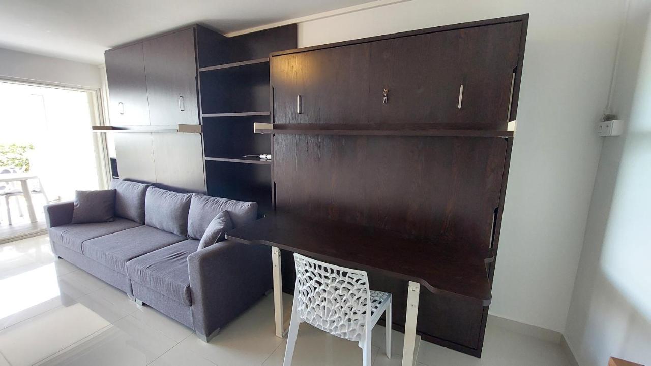 Appartement Pieds Dans L'Eau Vue Mer Acces Plage Et Piscine Marigot  Bagian luar foto